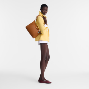 Le Pliage Xtra M Hobo bag Cashew – Leather