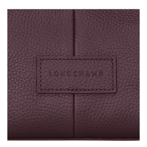 Essential XS Handbag Eggplant – Leather