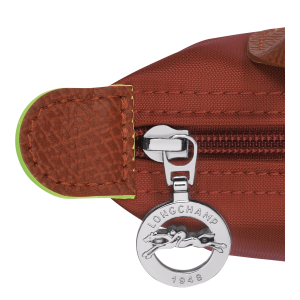 Le Pliage Green Pouch with handle Chestnut – Recycled canvas